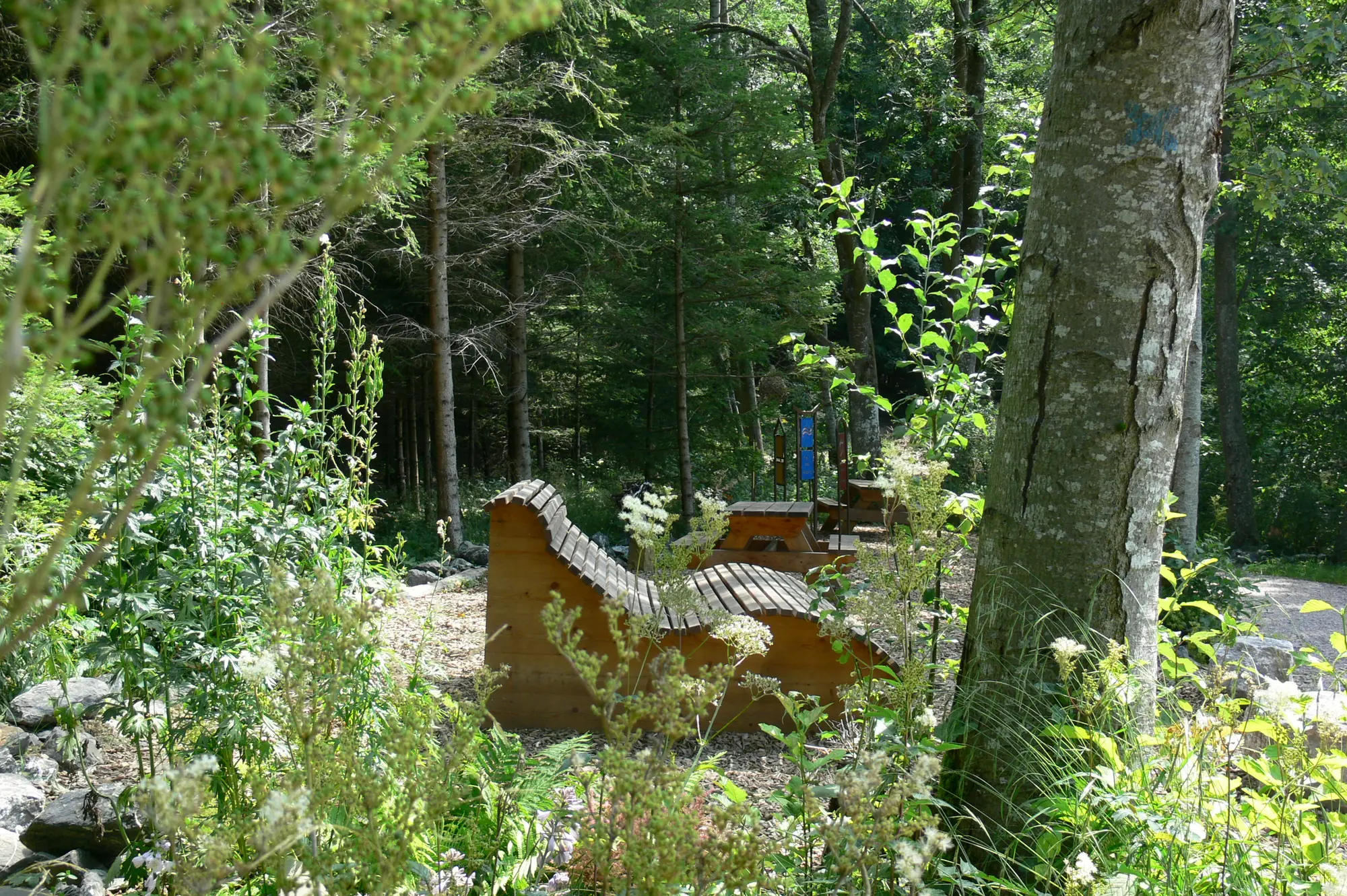 Relax-Liege im Kneippgarten am Mühlbach